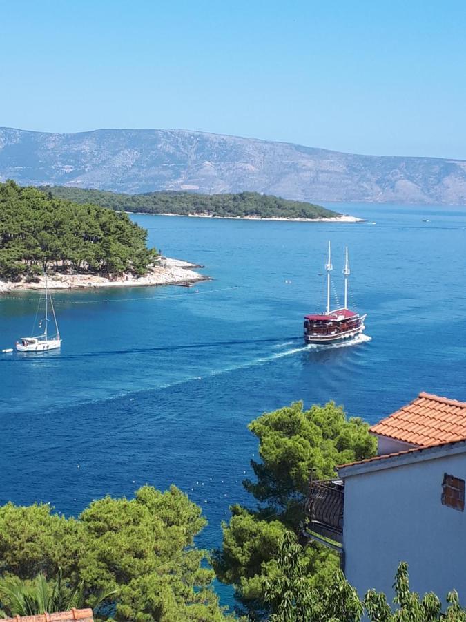 Apartment Seaview Jelsa Racic Bagian luar foto